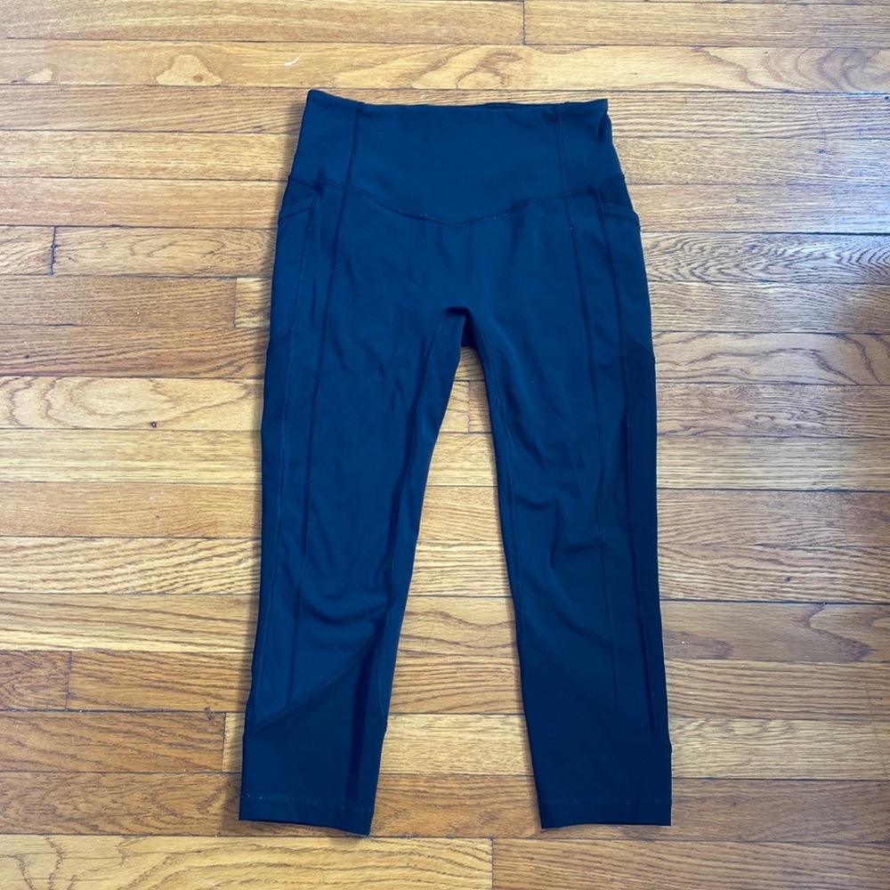 Lululemon Black Crop Leggings with Pockets